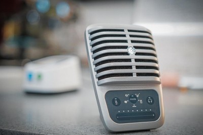 在家辦公,舒爾 MV51 話筒讓你輕松實(shí)現(xiàn)錄音室級音頻錄制